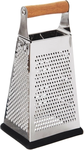 4 strany pro maximální univerzalitu