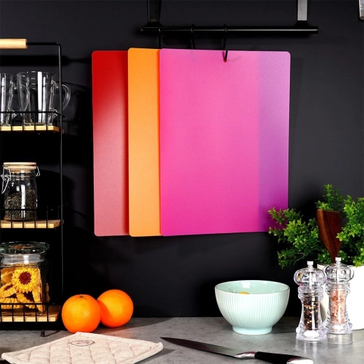 Tenké, lehké a snadno skladovatelné