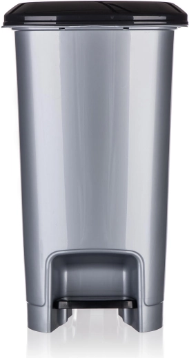 Štíhlý obdélníkový tvar šetří místo