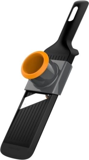 Tarka na zeleninu Fiskars Functional Form