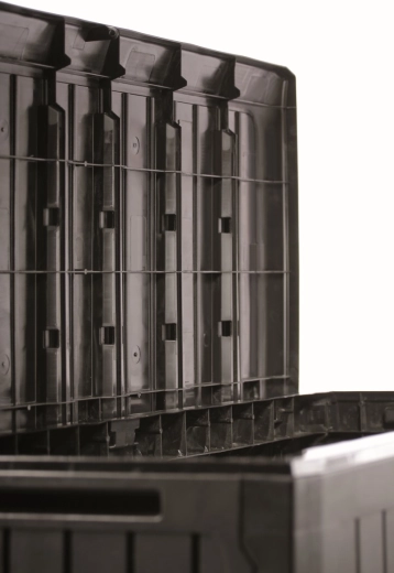 Odolná a lehká konstrukce z plastu