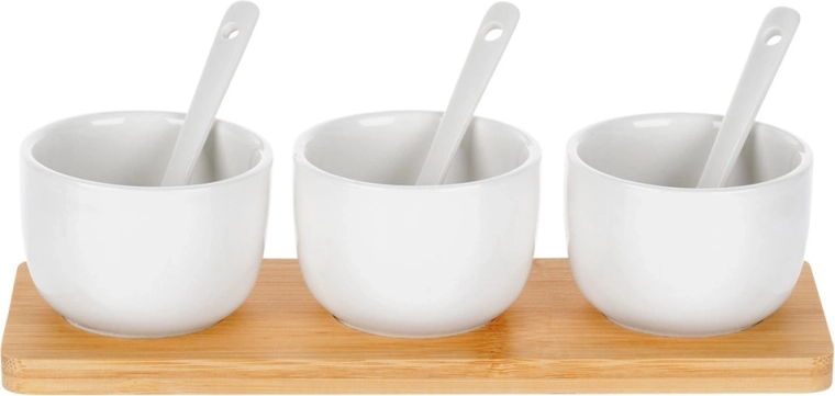 Keramické misky a lyžičky pro každodenní použití