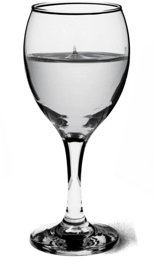 Velký objem 590 ml pro pohodlné servírování