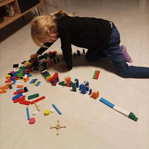 Podporuje kreativitu a rozvoj dovedností