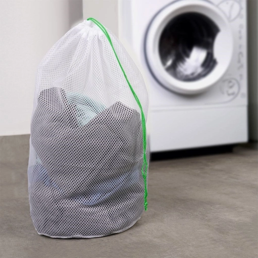 Volný průtok vody a pracích prostředků