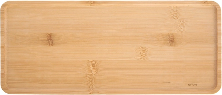 Praktický tvar s jemně zvýšeným okrajem