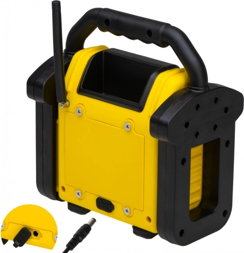 Duální napájení a vestavěné nabíjení