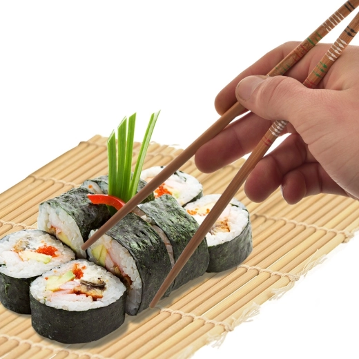 Přesné uchopení sushi i nudlí
