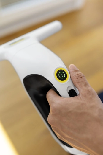 USB‑C nabíjení a chytré detaily