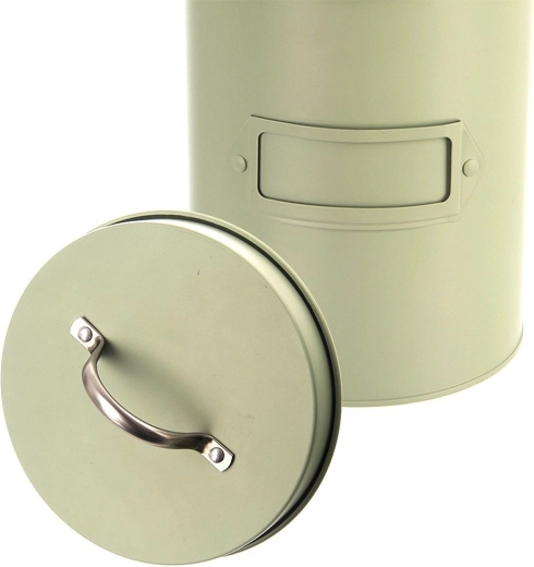 Odnímatelné víčko s pohodlným úchytem