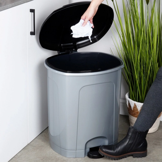 Bezdotykové otevírání pedálem