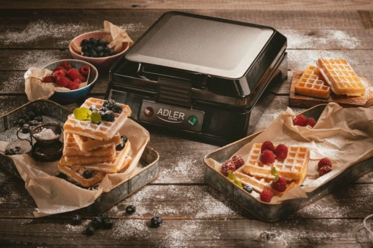 Výkon 1500 W a nepřilnavé desky