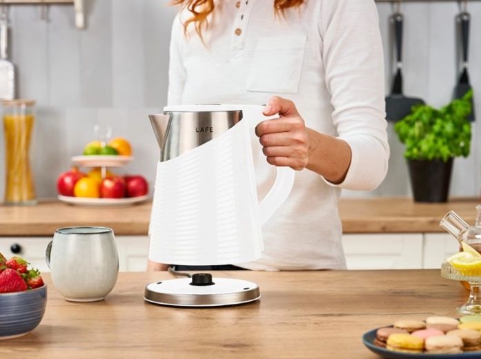 Rychlý ohřev 1800 W a 360° základna