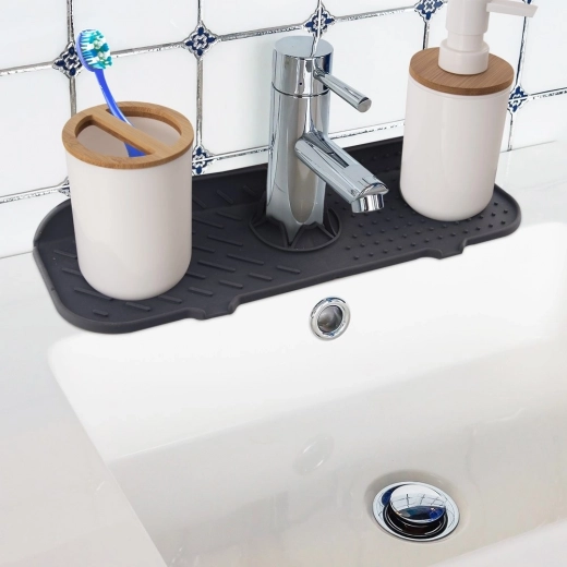 Pořádek v kuchyni i koupelně