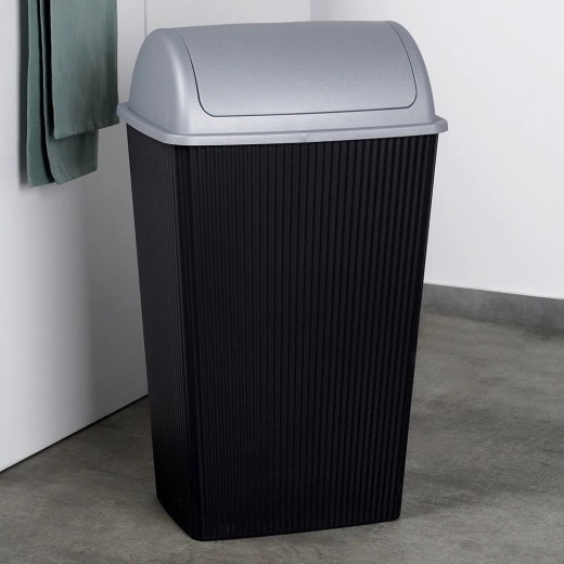 Štíhlý tvar šetří místo