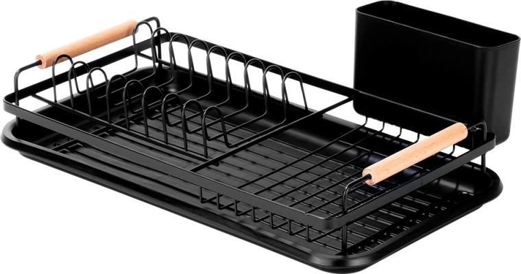 Pevná kovová konstrukce a dřevěná madla