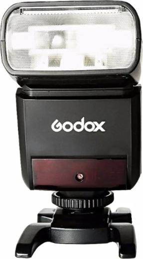 Otočná/naklápěcí hlava a zoom pro přirozenější světlo