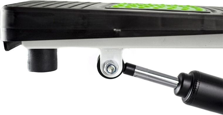 Twist pohyb pro tvarování hýždí a stehen