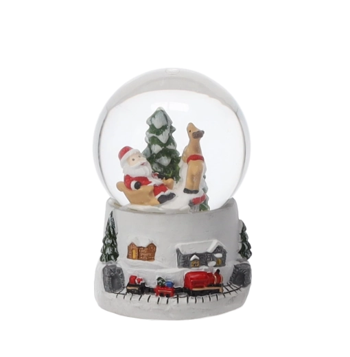 Detailní zimní scény se SANTOU a sobem