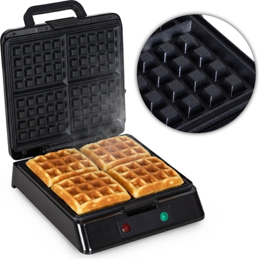 Nepřilnavé desky pro snadné vyjmutí a čištění