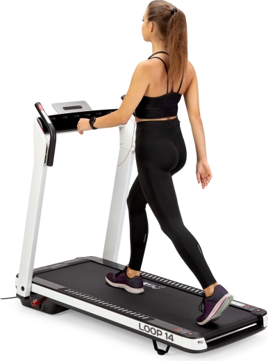 Chytré funkce: Bluetooth, FitShow a reproduktory