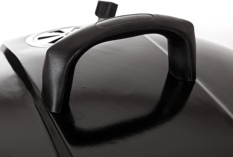 Víko s regulací vzduchu a bezpečným úchopem