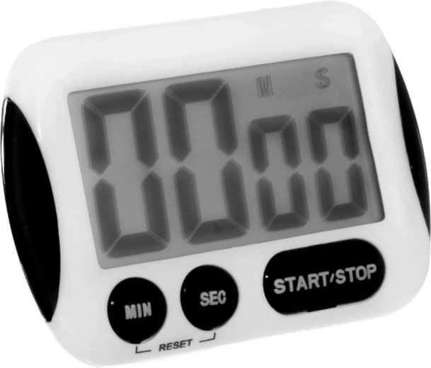 Magnet, stojánek i očko – umístění podle potřeby