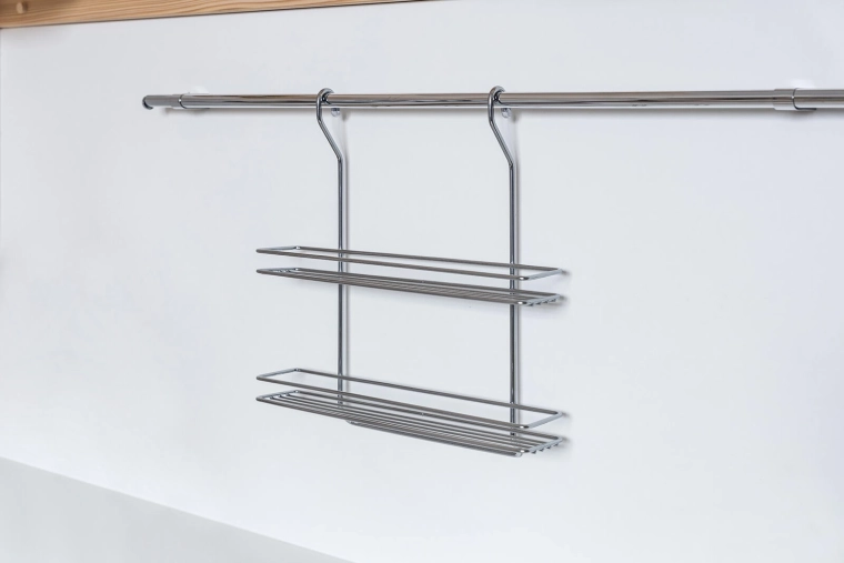 Pevná chromovaná konstrukce