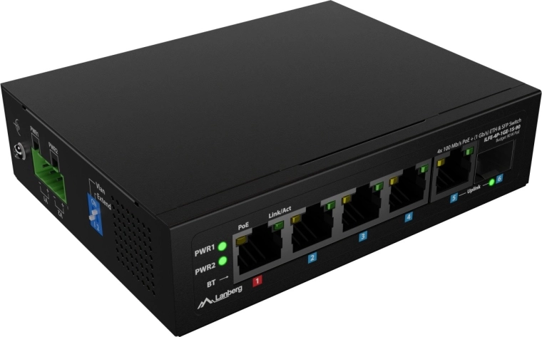 Uplink 1GbE a SFP pro spolehlivou páteř sítě