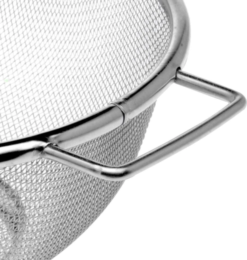 Jemná síťka pro rychlé a účinné cezení