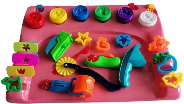 Modelo velká kuchyňská sada s podložkou pro modelování