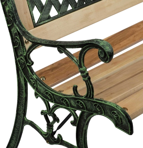 Odolná kombinace dřeva a oceli