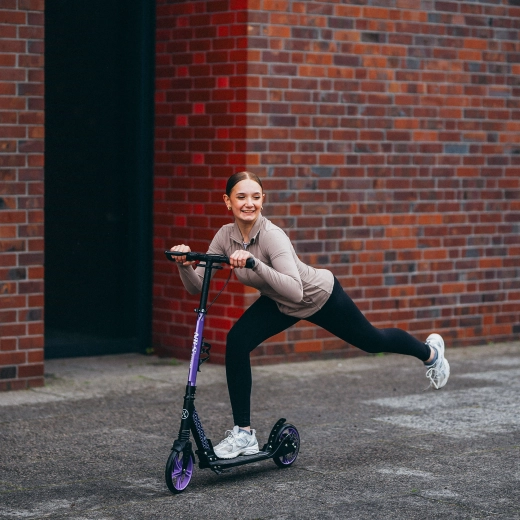 Hladká a stabilní jízda na velkých 200mm kolech