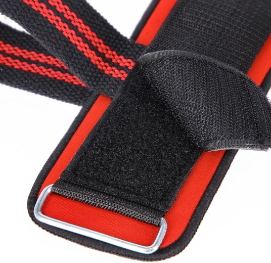 Odolná konstrukce s kovovým D-kroužkem