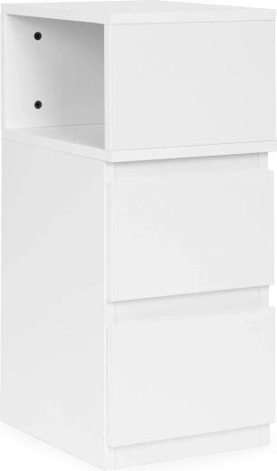 Dvojité zásuvky a otevřená přihrádka