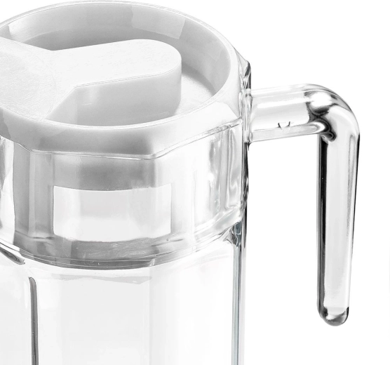 Praktické víčko pro ochranu nápojů