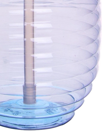 Průhledná nádoba s přehledem o hladině