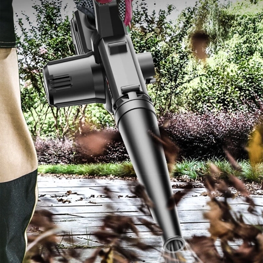 Silný a přesně směrovaný proud vzduchu