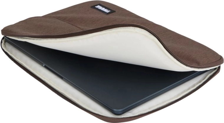 Ochrana na míru pro tenký notebook