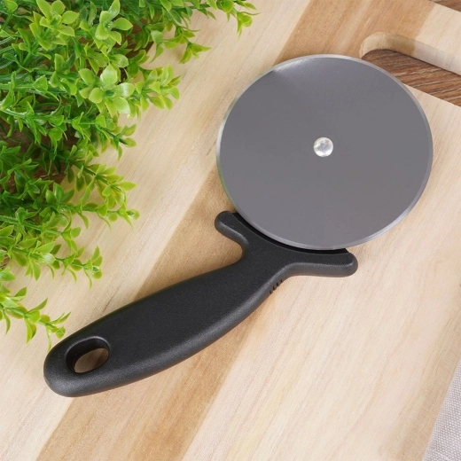 Ergonomická a bezpečná rukojeť