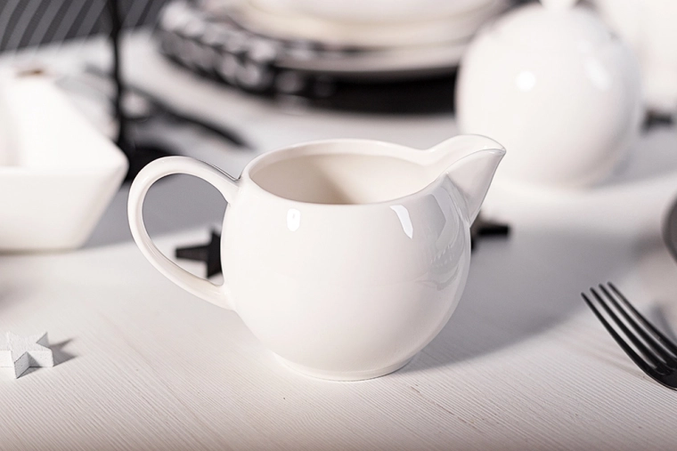 Elegantní porcelán pro krásné stolování