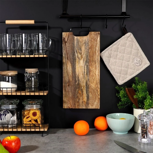 Praktické kovové madlo