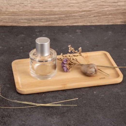 Více než jen talíř: také podnos a dekorace