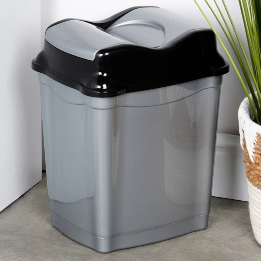 Odolný a lehký plast