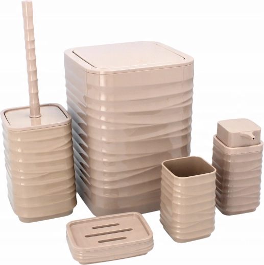 Odolný plast a snadné čištění