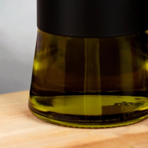 Kvalitní sklo a pevné provedení