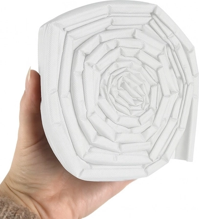 Pružný materiál pro různé spáry
