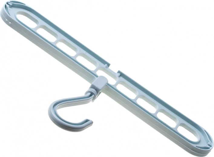 Otočný hák a lehká, odolná konstrukce