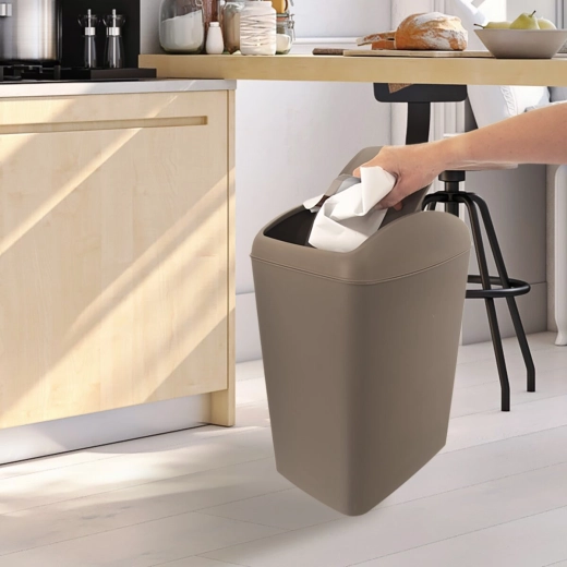 Lehký plast (UH) a snadná údržba