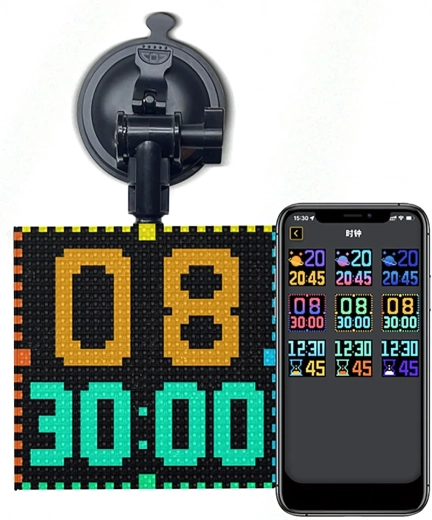 Snadná montáž na přísavku a napájení USB 12 V